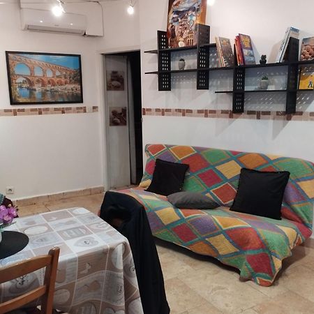 Tres Bel Appartement Cosy Et Chaleureux A Nimes Nîmes Exterior photo