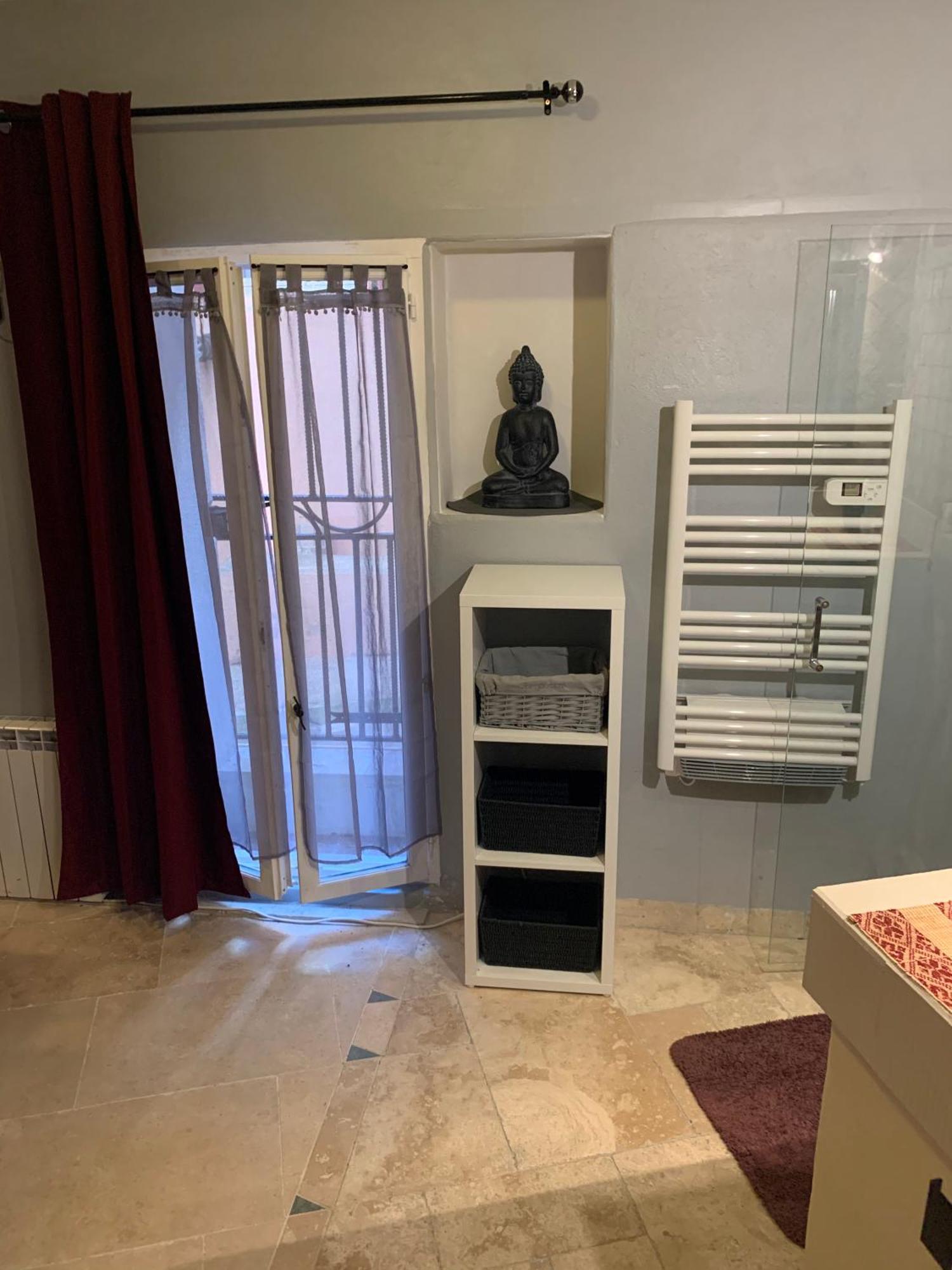 Tres Bel Appartement Cosy Et Chaleureux A Nimes Nîmes Exterior photo